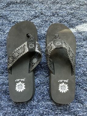 Yellow Box Black Floral Cutout Flip Flop Sandals